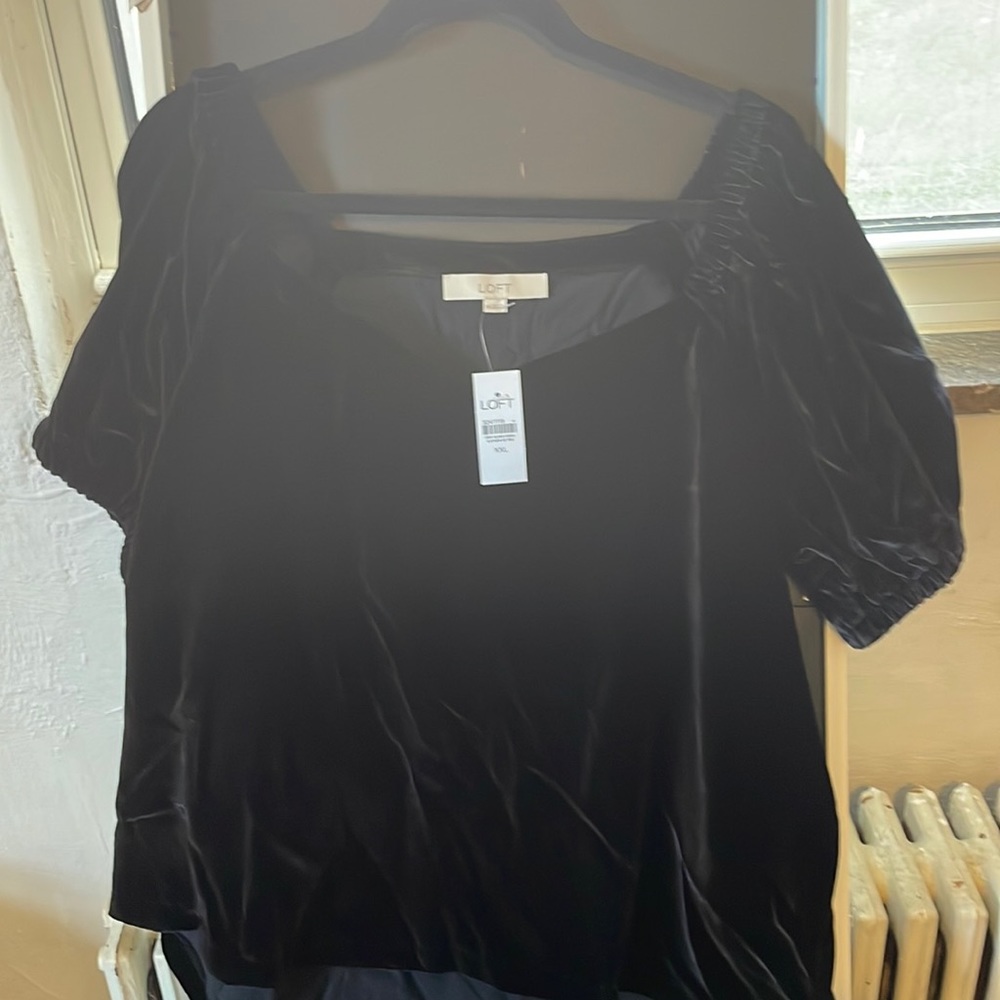 Ann Taylor LOFT Black Crushed Velvet top NWT